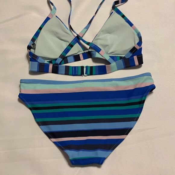 Aerie two-piece bikini size small top and medium bottom.  Worn once - Picture 2 of 7